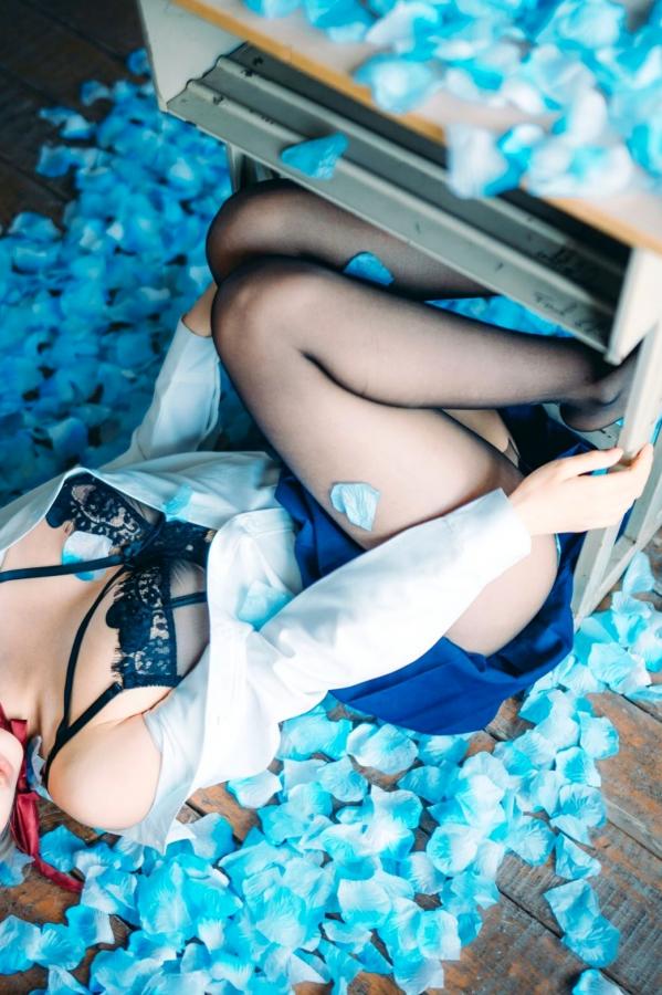 蠢沫沫  蠢沫沫-2025年09月自拍-4套 魅惑鬼姬Cosplay与黑丝校服写真第72张图片
