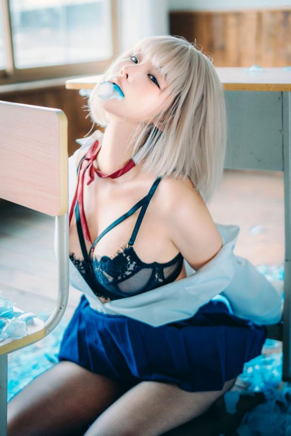 蠢沫沫  蠢沫沫-2025年09月自拍-4套 魅惑鬼姬Cosplay与黑丝校服写真第98张图片
