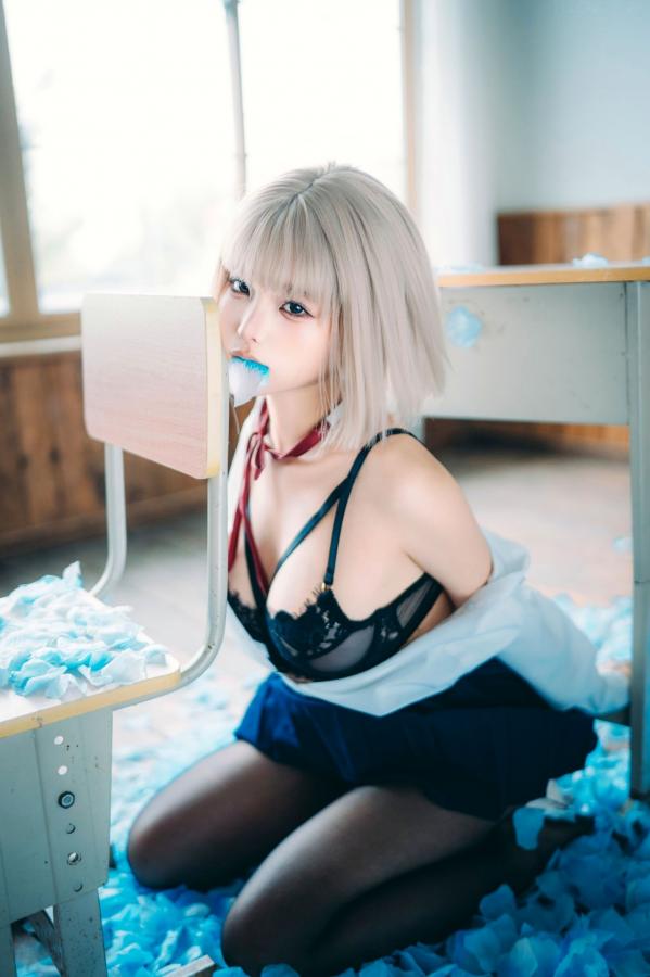 蠢沫沫  蠢沫沫-2025年09月自拍-4套 魅惑鬼姬Cosplay与黑丝校服写真第99张图片