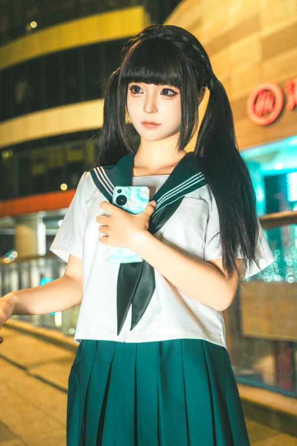 蠢沫沫  《蠢沫沫-蠢沫沫奇遇记-2》水手服双马尾夜景车载写真 萌系美腿少女制服诱惑第6张图片