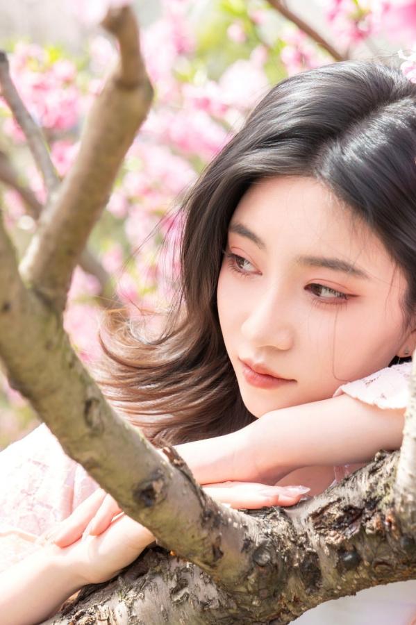 年年Nnian 年年  年年《漫花》户外桃花林和服性感大尺度写真 极品女神清新诱惑第14张图片