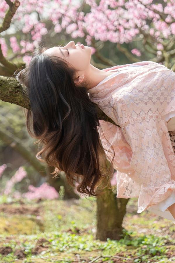 年年Nnian 年年  年年《漫花》户外桃花林和服性感大尺度写真 极品女神清新诱惑第30张图片