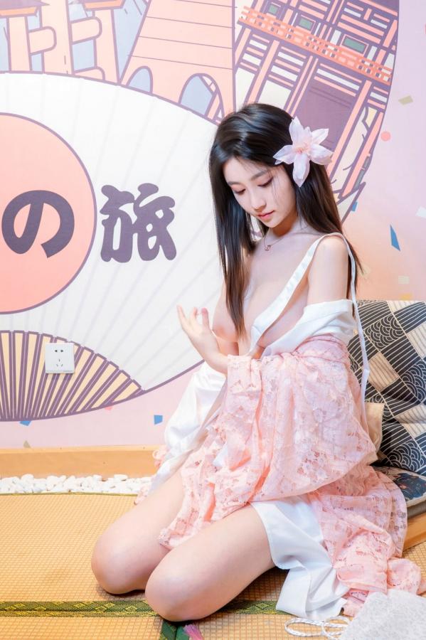 年年Nnian 年年  年年《漫花》户外桃花林和服性感大尺度写真 极品女神清新诱惑第68张图片