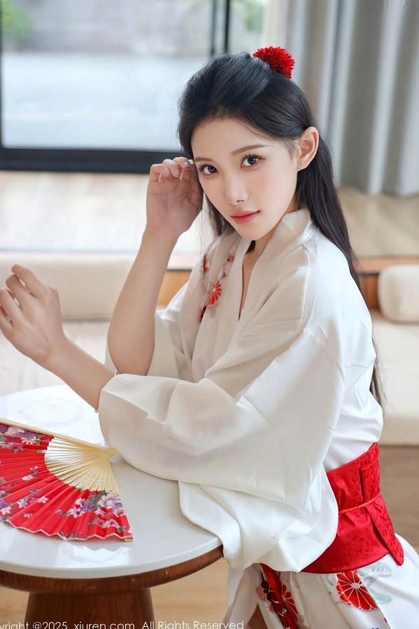 李霜 梨霜儿  XiuRen秀人网-10767-梨霜儿-白色日式和服粉色蕾丝内衣白丝美腿性感日系私房写真第22张图片
