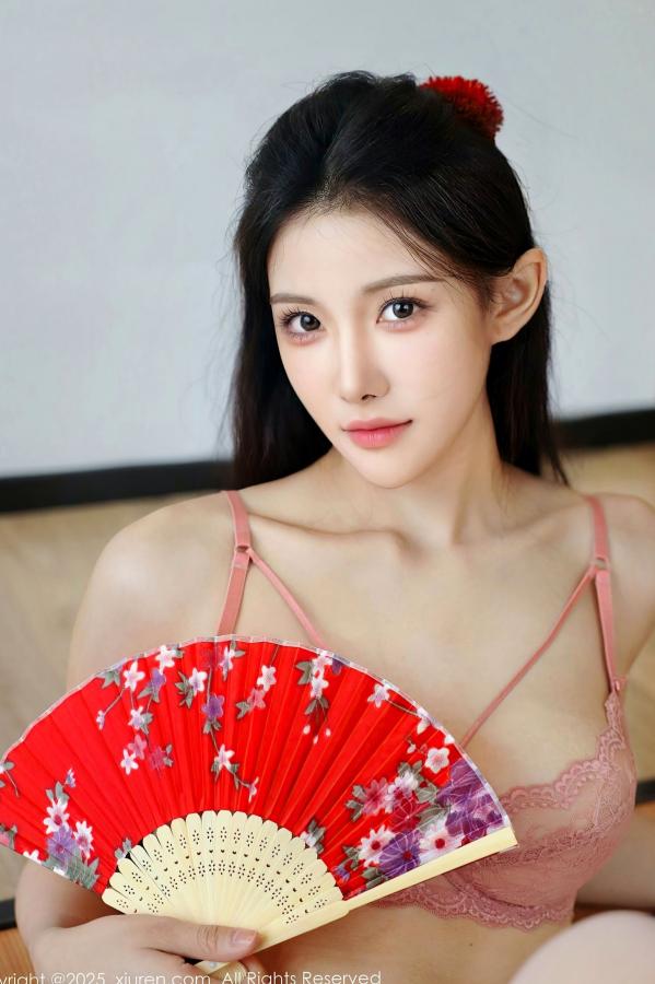 李霜 梨霜儿  XiuRen秀人网-10767-梨霜儿-白色日式和服粉色蕾丝内衣白丝美腿性感日系私房写真第73张图片