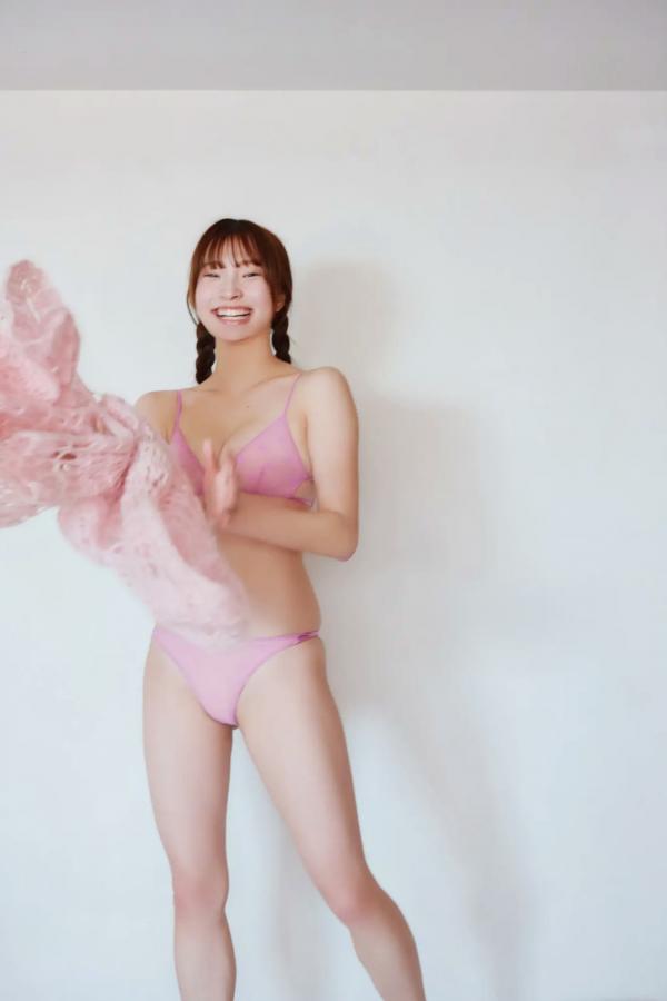   里仲菜月《おとなっちゃん！Vol.2》海边沙滩阳光清纯比基尼写真第24张图片