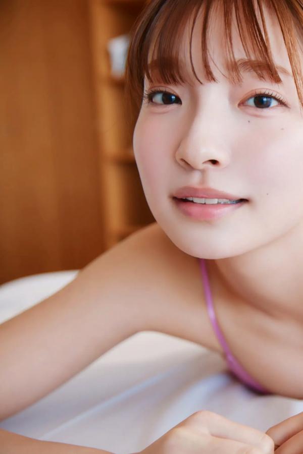   里仲菜月《おとなっちゃん！Vol.2》海边沙滩阳光清纯比基尼写真第32张图片