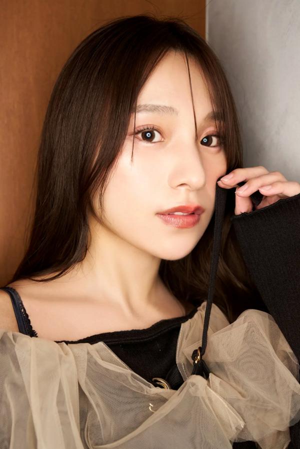    《左伴彩佳 - Left Vol.1》日系性感内衣私房甜美写真第34张图片
