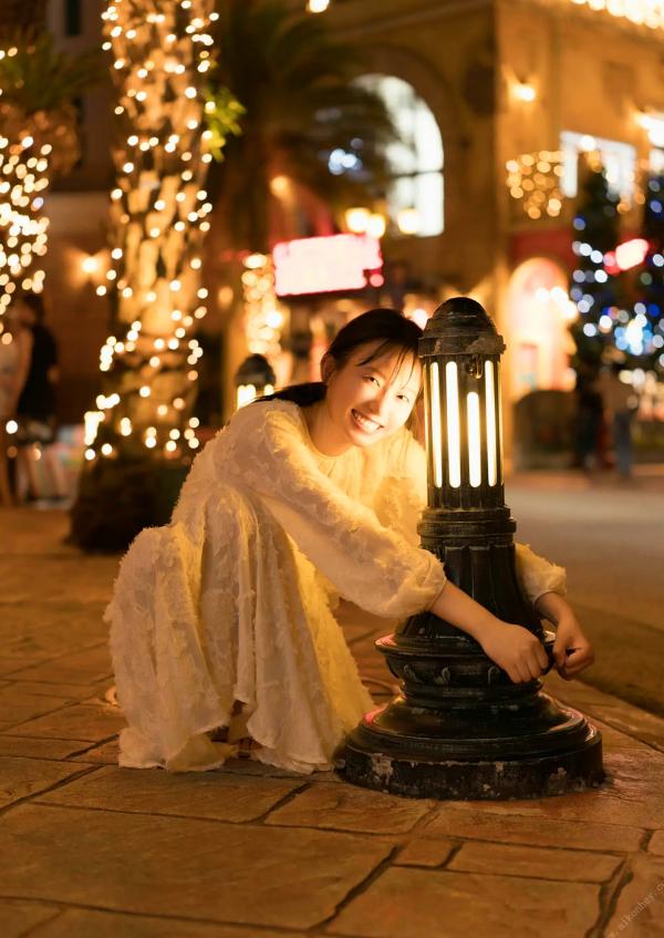    志田音々《ねぇね～ - Another Edition -》清纯比基尼与夜景私房写真第41张图片