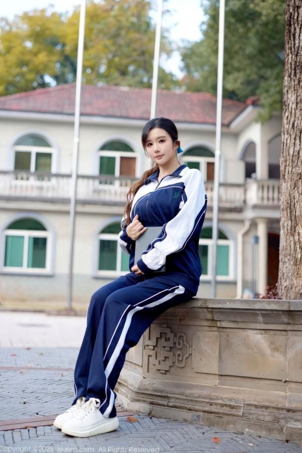    秀人网 NO.11103 小肉肉咪 - 校园风蓝白校服与红色内衣反差美感写真第14张图片