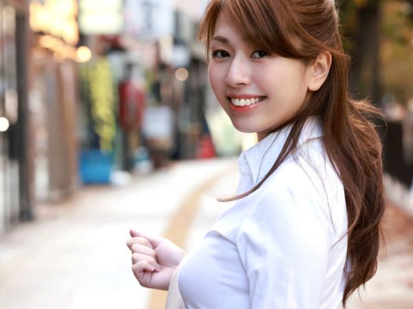    杉本佳代大尺度私房写真 浴室泡沫湿身与纯白床单极致性感诱惑第3张图片