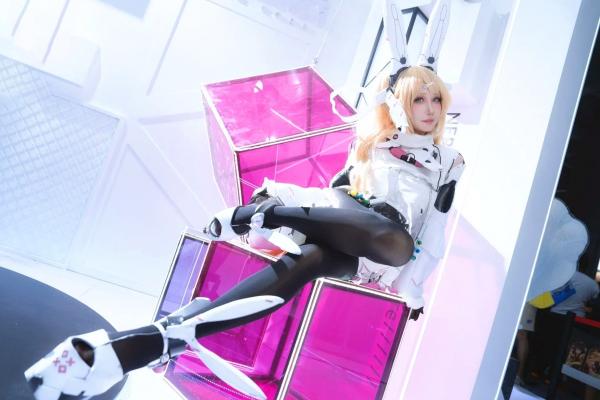    焖焖碳 - 交错战线 莉普斯 展会科技风二次元Cosplay写真第3张图片