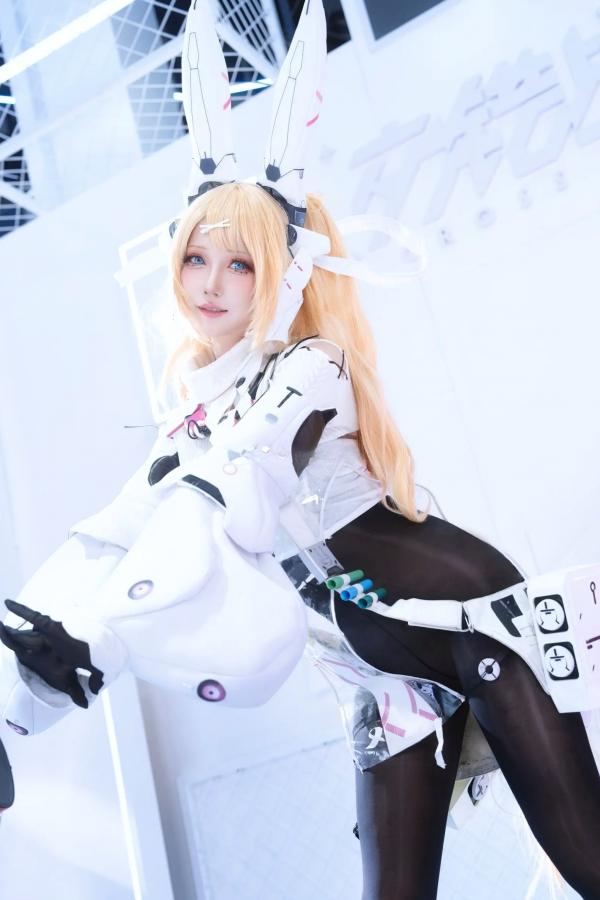    焖焖碳 - 交错战线 莉普斯 展会科技风二次元Cosplay写真第8张图片
