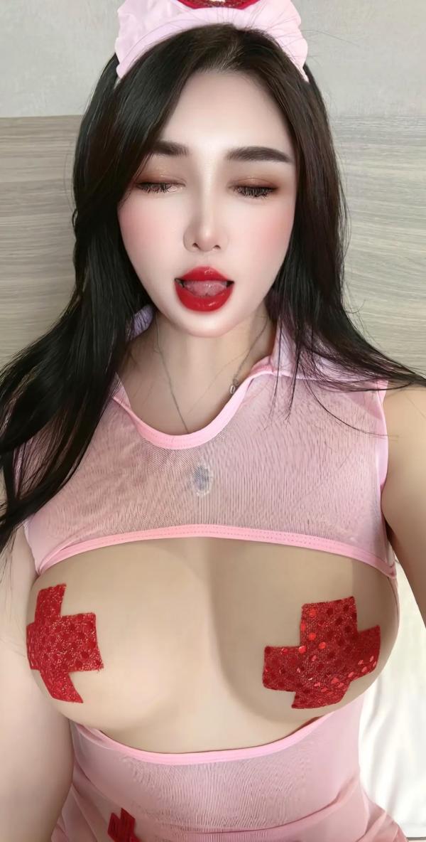    娜娜小姨 - 超性感粉嫩护士透视制服诱惑 私房美腿角色扮演写真第16张图片