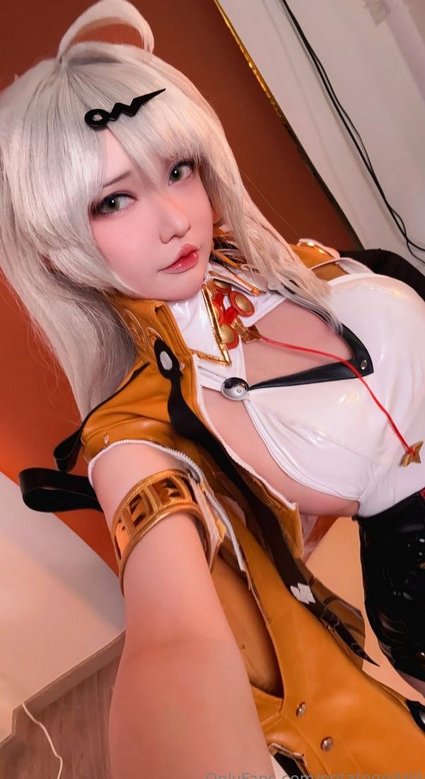    Potato-Godzilla-Yixuan-绝区零-仪玄COS角色扮演大尺度性感私房写真第27张图片