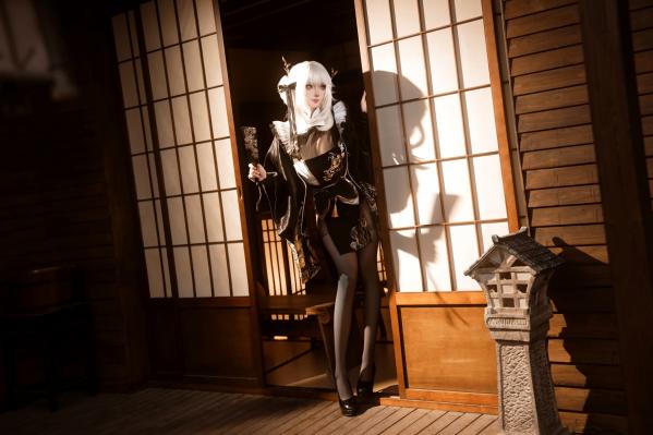    Seya-狮砸 - Nikke 布兰儿和服 日式和室黑丝优雅性感Cosplay写真第3张图片