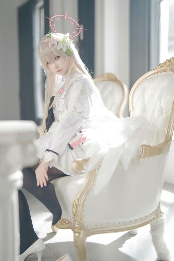    lunananya - 蔚蓝档案 桐藤渚 圣洁制服与优雅黑丝美腿Cosplay写真第11张图片