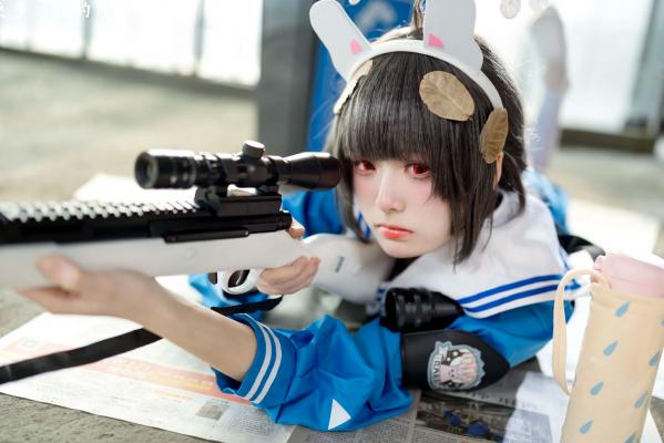    九柒喵 - 美游 蔚蓝档案水手服白丝萌系角色扮演COS第26张图片