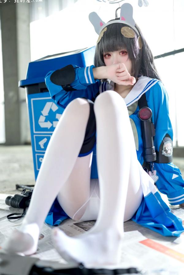    九柒喵 - 美游 蔚蓝档案水手服白丝萌系角色扮演COS第36张图片