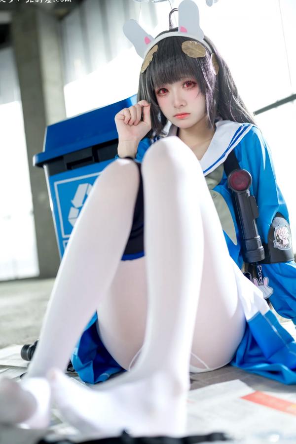    九柒喵 - 美游 蔚蓝档案水手服白丝萌系角色扮演COS第37张图片