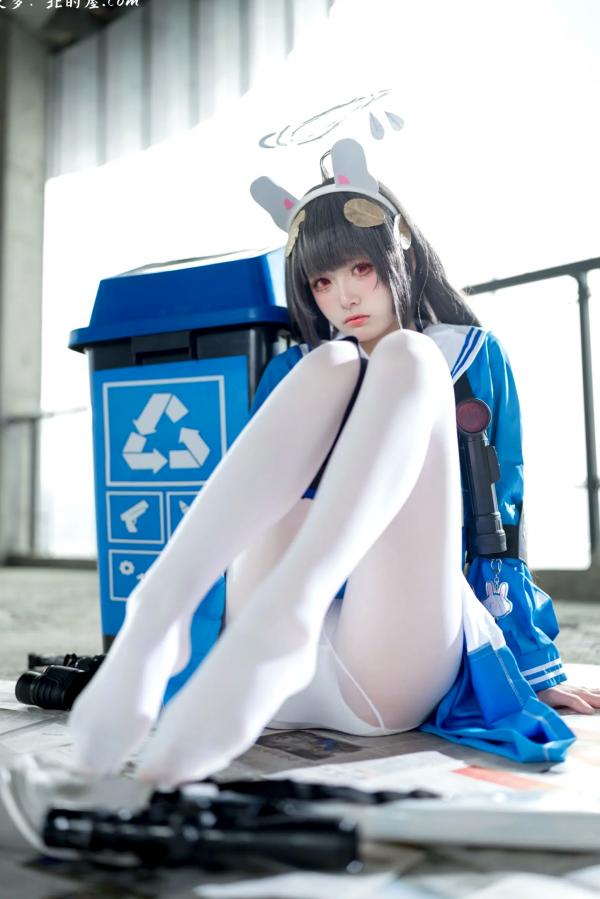    九柒喵 - 美游 蔚蓝档案水手服白丝萌系角色扮演COS第47张图片