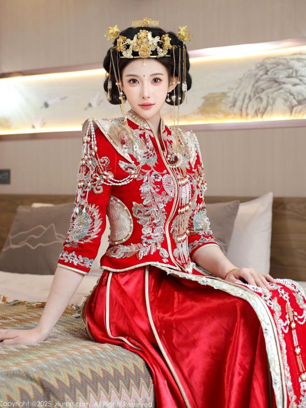 李霜 梨霜儿  XiuRen秀人网-10742-梨霜儿-中式秀禾服新娘红装性感内衣私房诱惑写真第3张图片