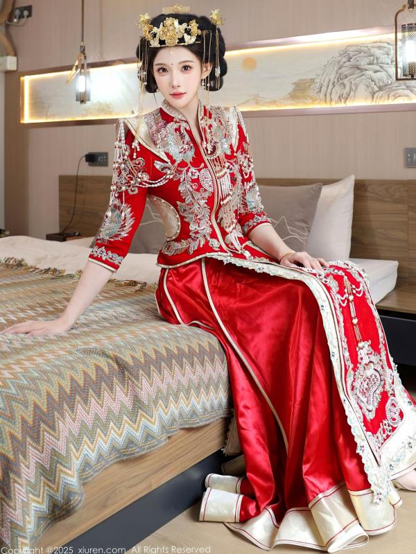 李霜 梨霜儿  XiuRen秀人网-10742-梨霜儿-中式秀禾服新娘红装性感内衣私房诱惑写真第4张图片