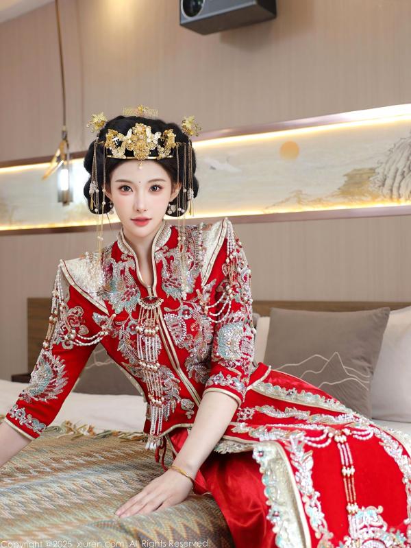 李霜 梨霜儿  XiuRen秀人网-10742-梨霜儿-中式秀禾服新娘红装性感内衣私房诱惑写真第6张图片
