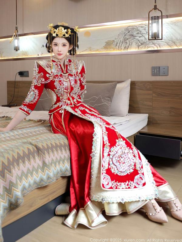 李霜 梨霜儿  XiuRen秀人网-10742-梨霜儿-中式秀禾服新娘红装性感内衣私房诱惑写真第9张图片