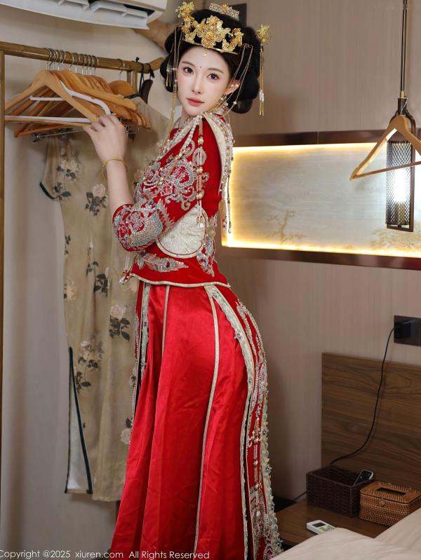 李霜 梨霜儿  XiuRen秀人网-10742-梨霜儿-中式秀禾服新娘红装性感内衣私房诱惑写真第19张图片