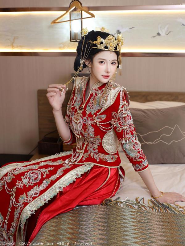 李霜 梨霜儿  XiuRen秀人网-10742-梨霜儿-中式秀禾服新娘红装性感内衣私房诱惑写真第21张图片
