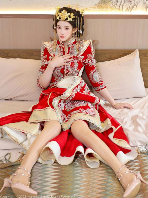 李霜 梨霜儿  XiuRen秀人网-10742-梨霜儿-中式秀禾服新娘红装性感内衣私房诱惑写真第36张图片