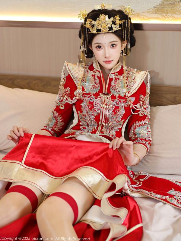 李霜 梨霜儿  XiuRen秀人网-10742-梨霜儿-中式秀禾服新娘红装性感内衣私房诱惑写真第37张图片