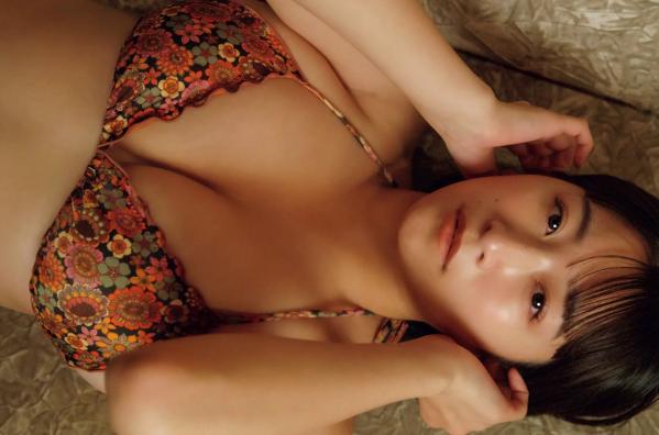    榎原依那 - もうキミしか見えない 日本清纯女神性感比基尼泳池写真第6张图片