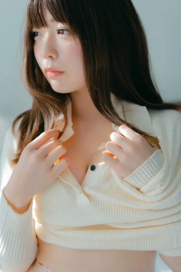    塩見きら - もちふわＦカップ：日本童颜巨乳女神清纯私房内衣与性感泳装写真第11张图片