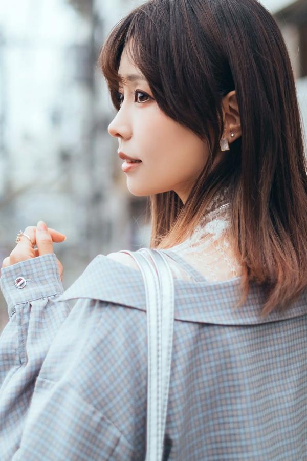    Ely_eee(ElyEE子) - Afternoon Gathering 午后咖啡馆日系治愈街拍写真第4张图片