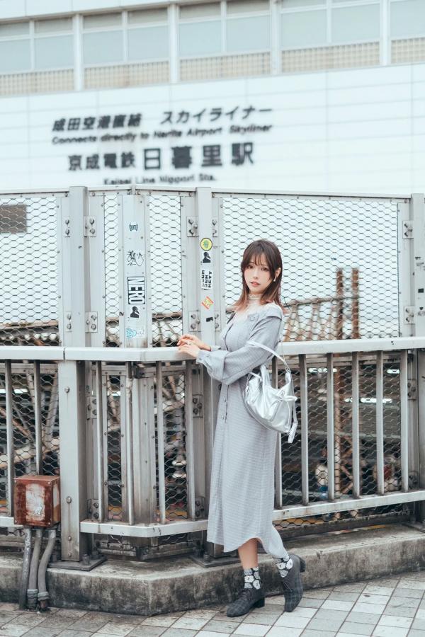    Ely_eee(ElyEE子) - Afternoon Gathering 午后咖啡馆日系治愈街拍写真第13张图片