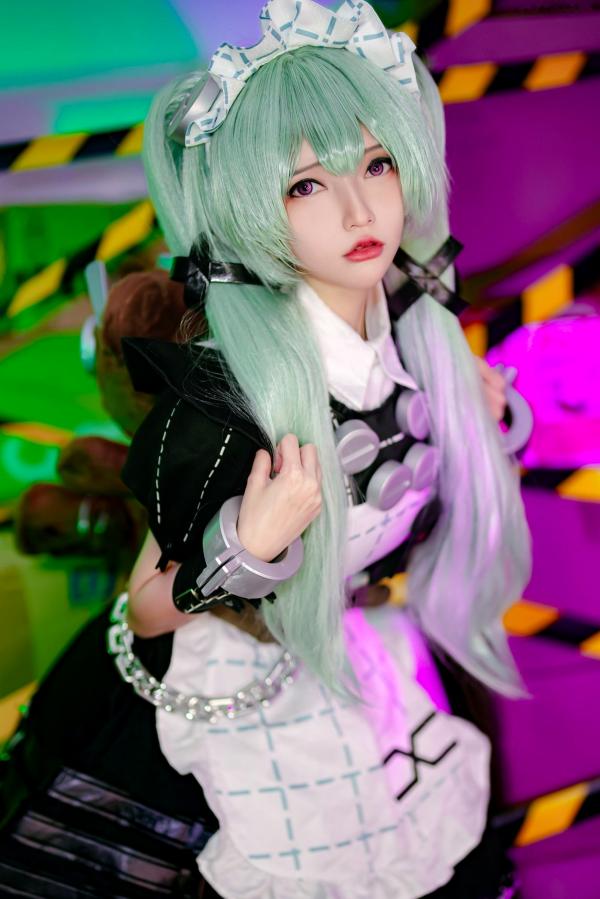    Potato-Godzilla-Corin-Zenless-Zone-Zero-绝区零-可琳 娇羞性感女仆COS 美臀大尺度诱惑写真第5张图片