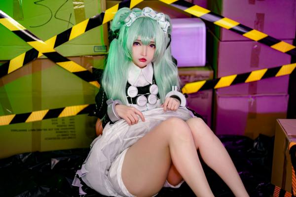    Potato-Godzilla-Corin-Zenless-Zone-Zero-绝区零-可琳 娇羞性感女仆COS 美臀大尺度诱惑写真第9张图片