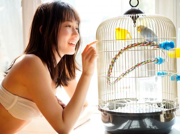    志田音々 - 治愈系纯洁比基尼写真 居家清纯性感美照第70张图片