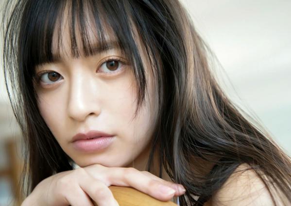    大槻りこ - Sparkle 日本清纯偶像粉色连体内衣与过膝长袜室内私房性感写真第24张图片