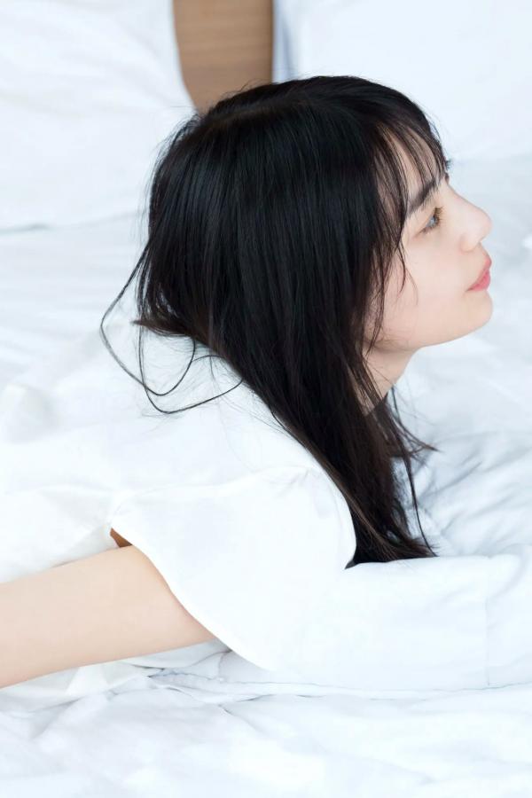    菊地姫奈《another memory》阳光海滩泳池性感比基尼写真第19张图片