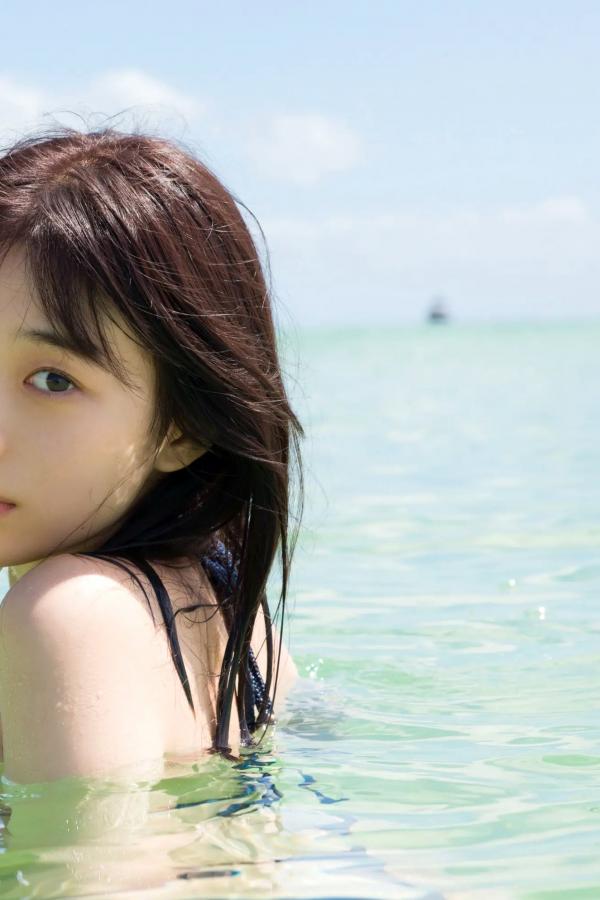    菊地姫奈《another memory》阳光海滩泳池性感比基尼写真第105张图片