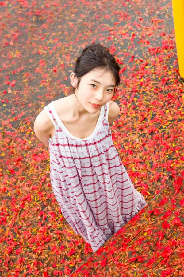    菊地姫奈《another memory》阳光海滩泳池性感比基尼写真第110张图片