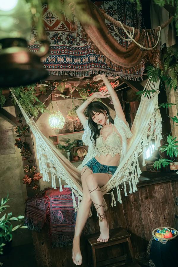    Ely_eee(ElyEE子) - Secret Treehouse Escape 梦幻树屋波西米亚私房写真第11张图片