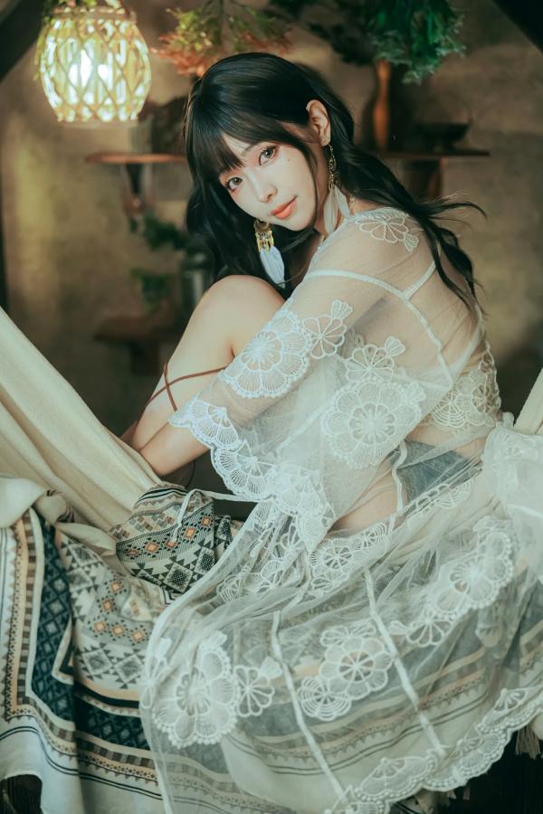    Ely_eee(ElyEE子) - Secret Treehouse Escape 梦幻树屋波西米亚私房写真第29张图片