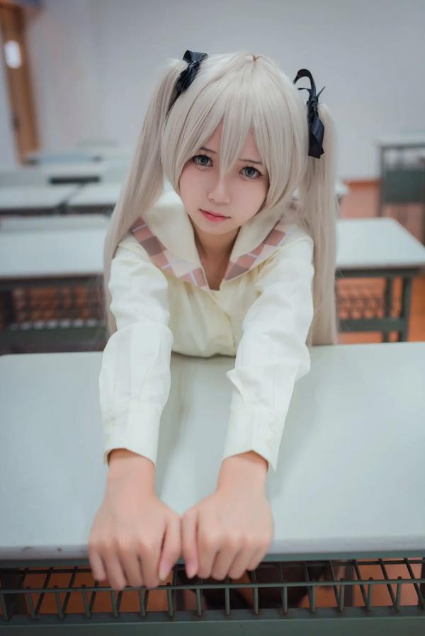    白金Saki 教室日系校服黑丝美腿萌系Cosplay写真第8张图片