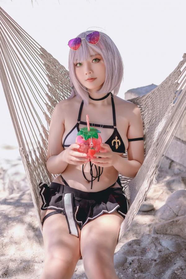    Messie Huang - Hololive Danchou 海滩比基尼性感角色扮演写真第18张图片