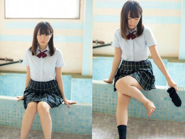    日向ひかげ《あの夏をおいかけて》日系清纯校服美少女沙滩比基尼写真第8张图片