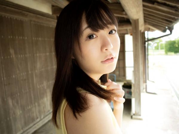    日向ひかげ《あの夏をおいかけて》日系清纯校服美少女沙滩比基尼写真第24张图片